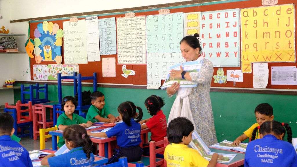 Engaging teaching methods at Chaitanya Best School in Gandhinagar